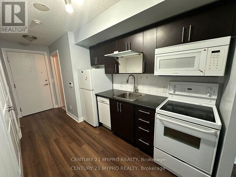 Property Photo: 50 Town Centre Court 1407 ON M1P 0A9