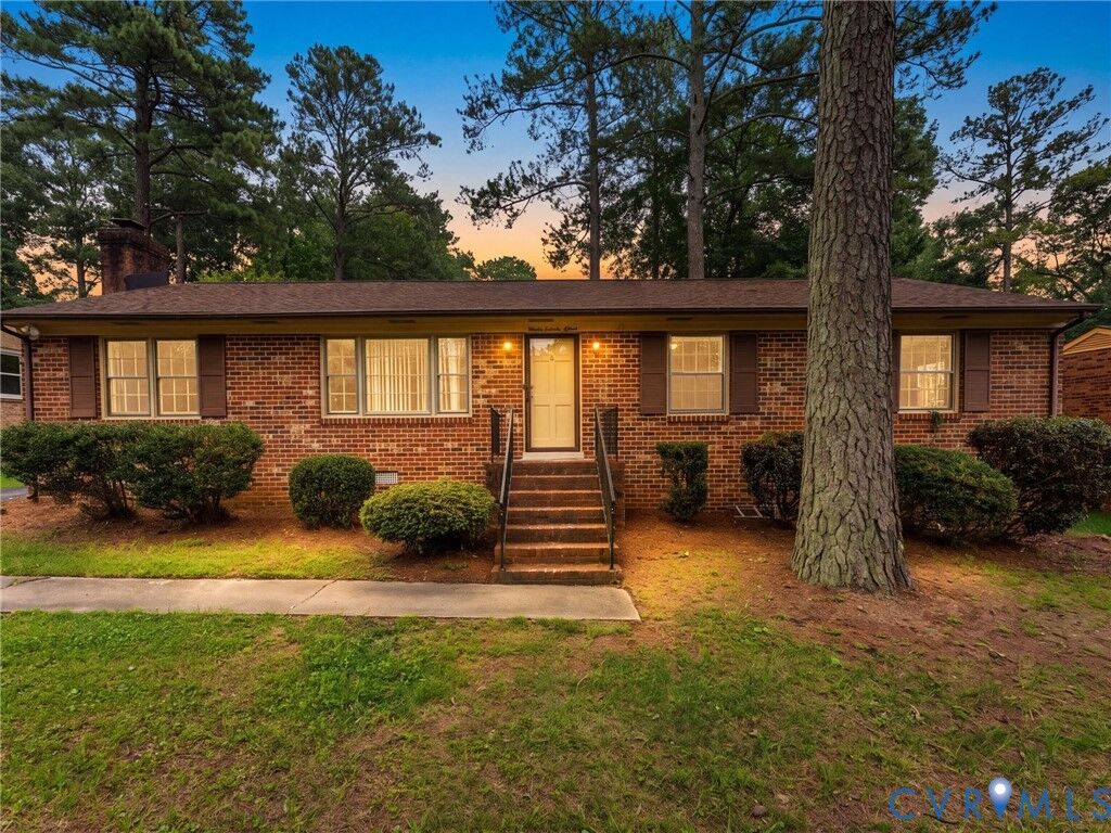 Property Photo: 9715 Alfaree Road VA 23237