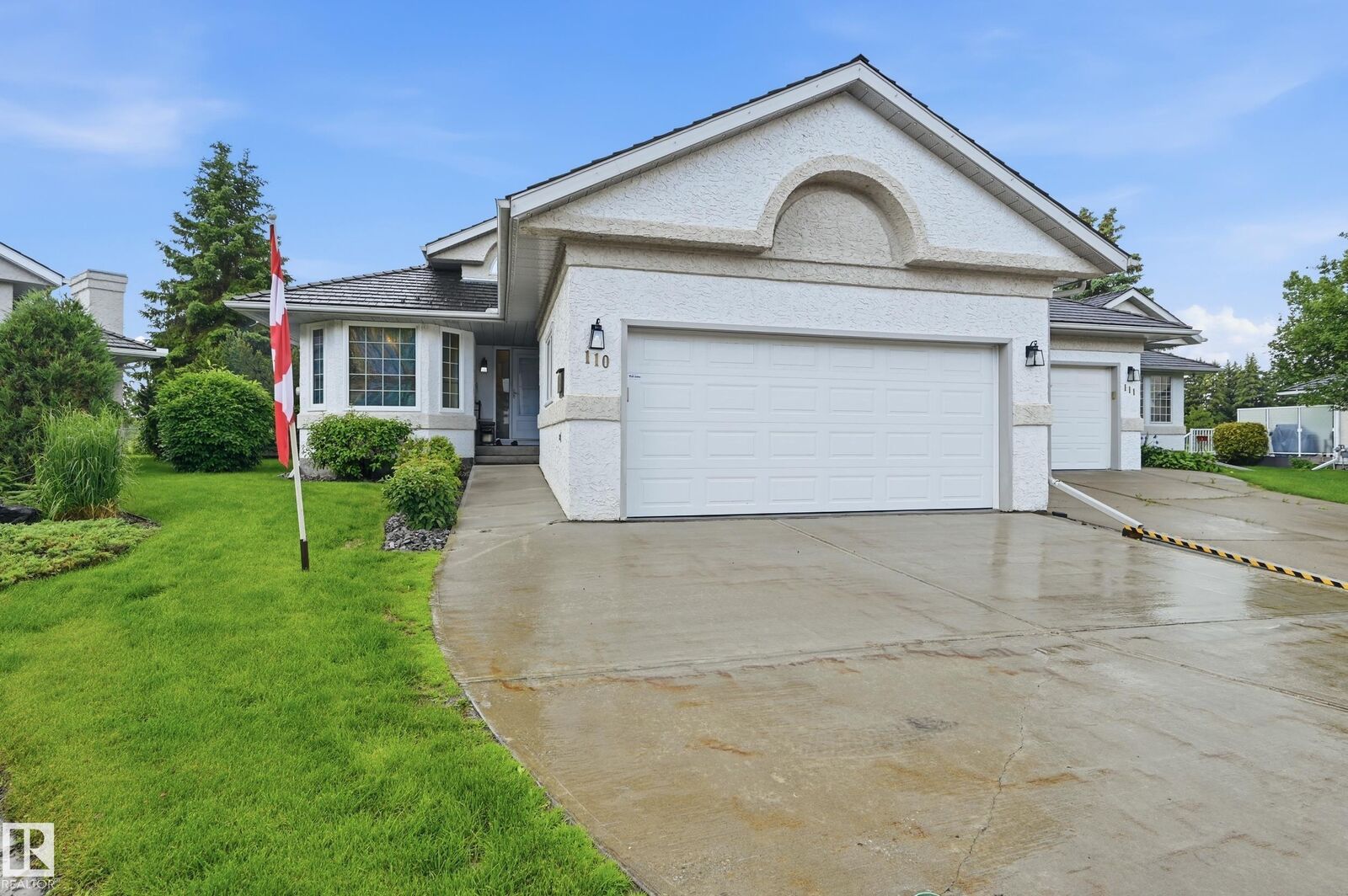 Property Photo:  110 Ironwood Place NW  AB T6J 6R4 