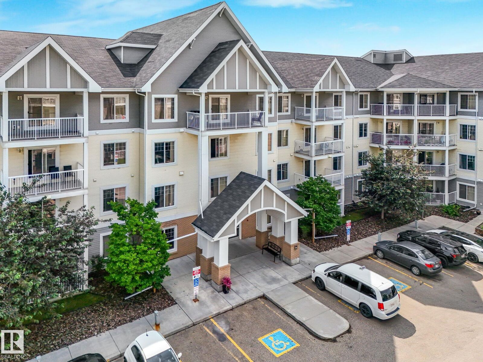Property Photo: 2204 44 Avenue NW 214 AB T6T 0G5