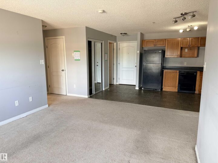 Property Photo:  320 Clareview Station Drive NW 2202  AB T5Y 3K5 