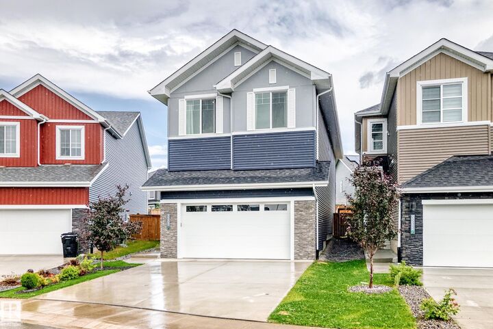 Property Photo:  3207 160 Street SW  AB T6W 5A1 