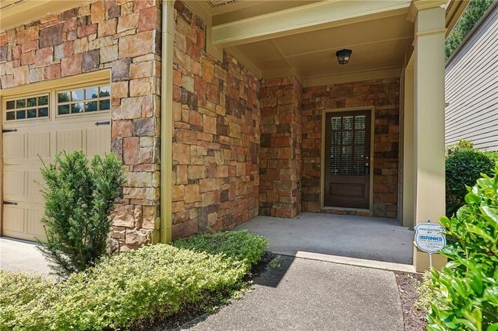 Property Photo: 204 Oakleaf Drive GA 30102