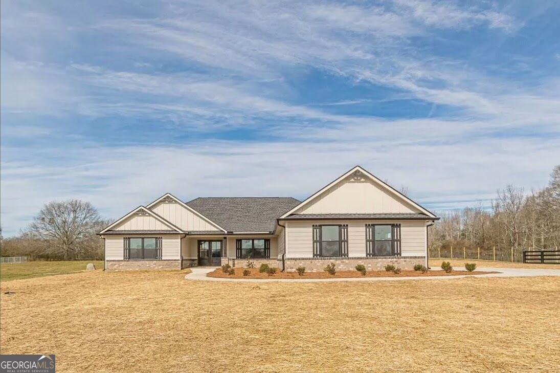 Property Photo: 1416 Morgan Road GA 30110