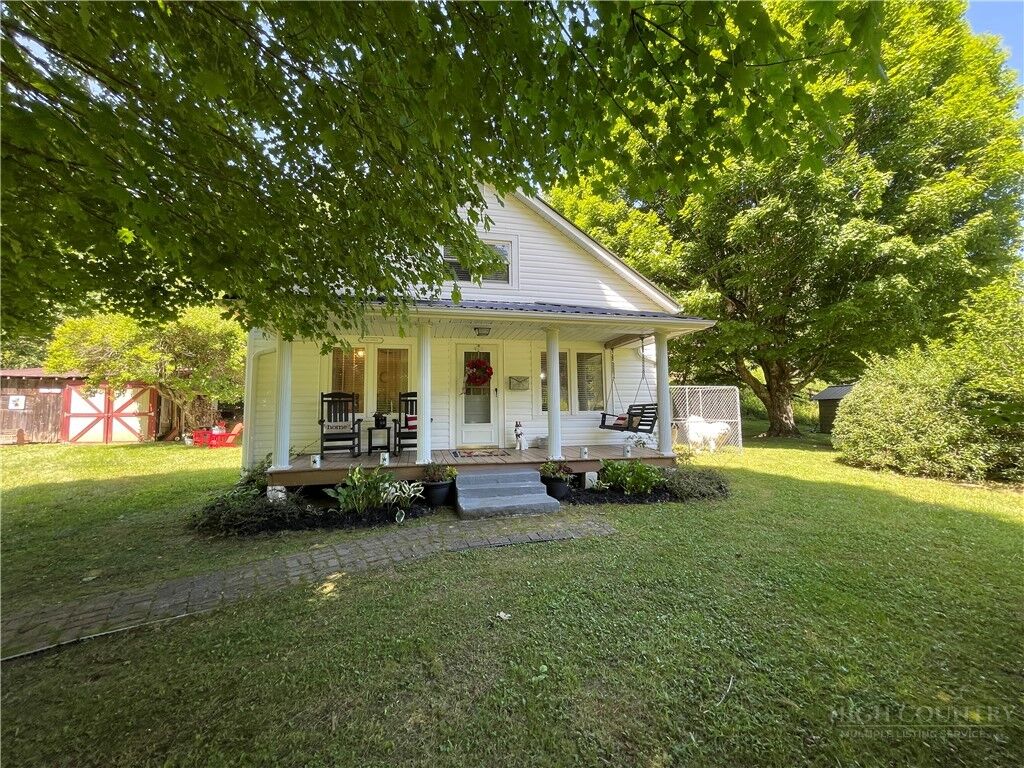 Property Photo:  250 Mash Stuart  NC 28694 