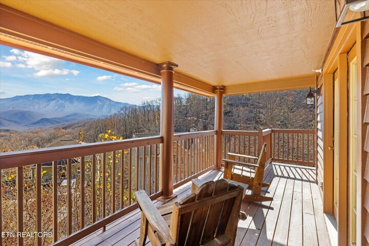 Property Photo: 909 Black Wolf Way TN 37738