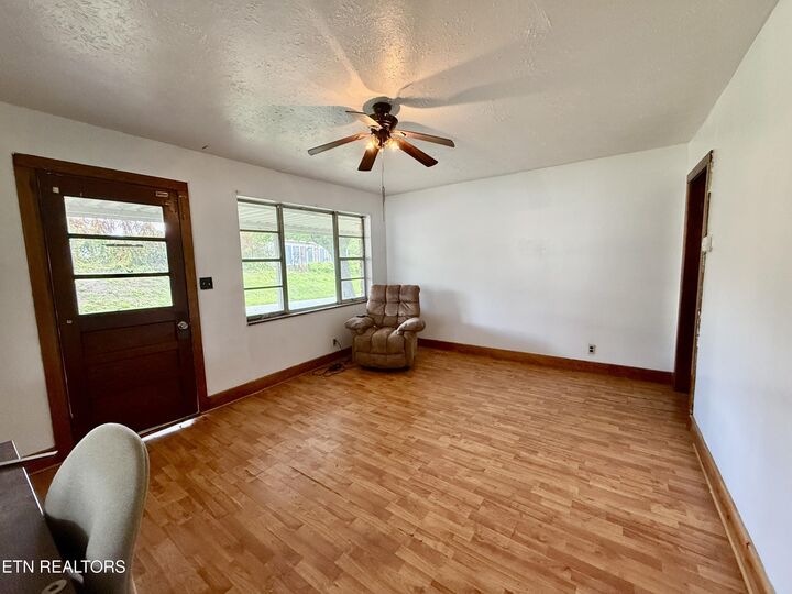Property Photo:  419 Carlock Ave  TN 37748 