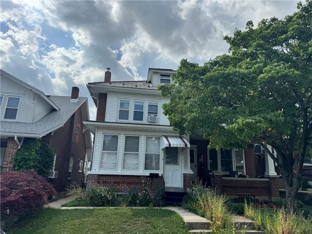 Property Photo: 111 E Elm Street E PA 18049