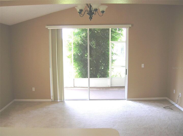 Property Photo: 1061 Ballyshannon Parkway FL 32828