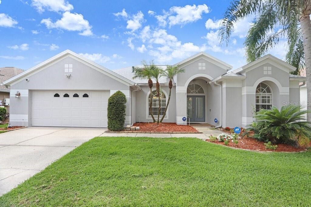 Property Photo: 10227 Quails Landing Avenue FL 33647