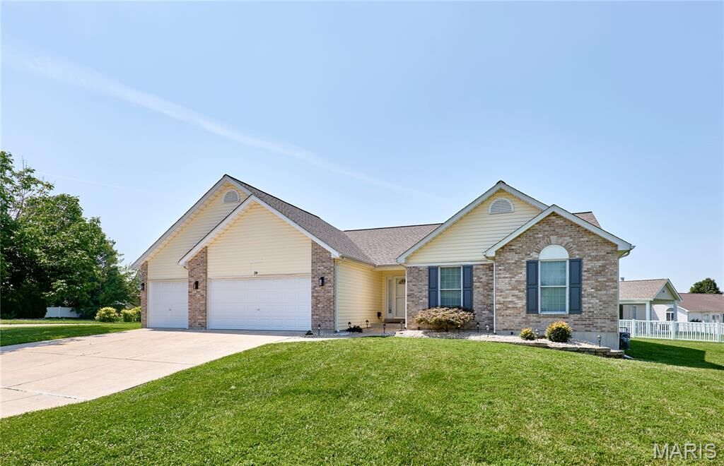 Property Photo:  28 Jacobs Court W  MO 63376 