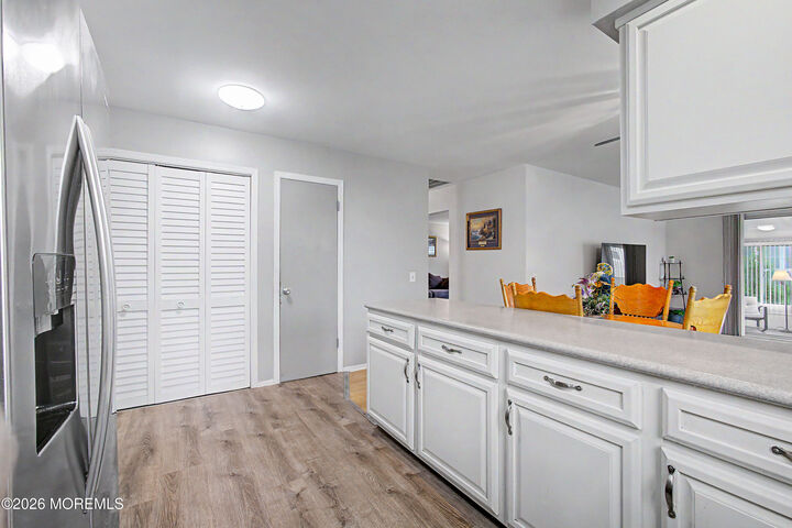 Property Photo:  20 Thronbury Court  NJ 08757 