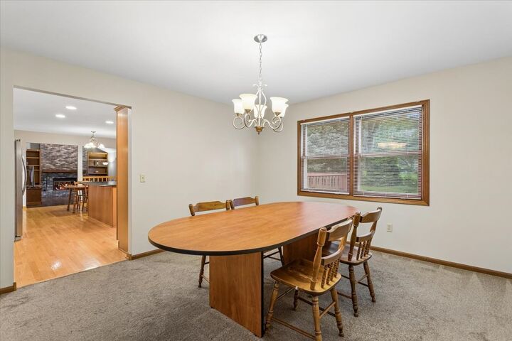 Property Photo:  1056 Fox Valley Drive  IL 60504 