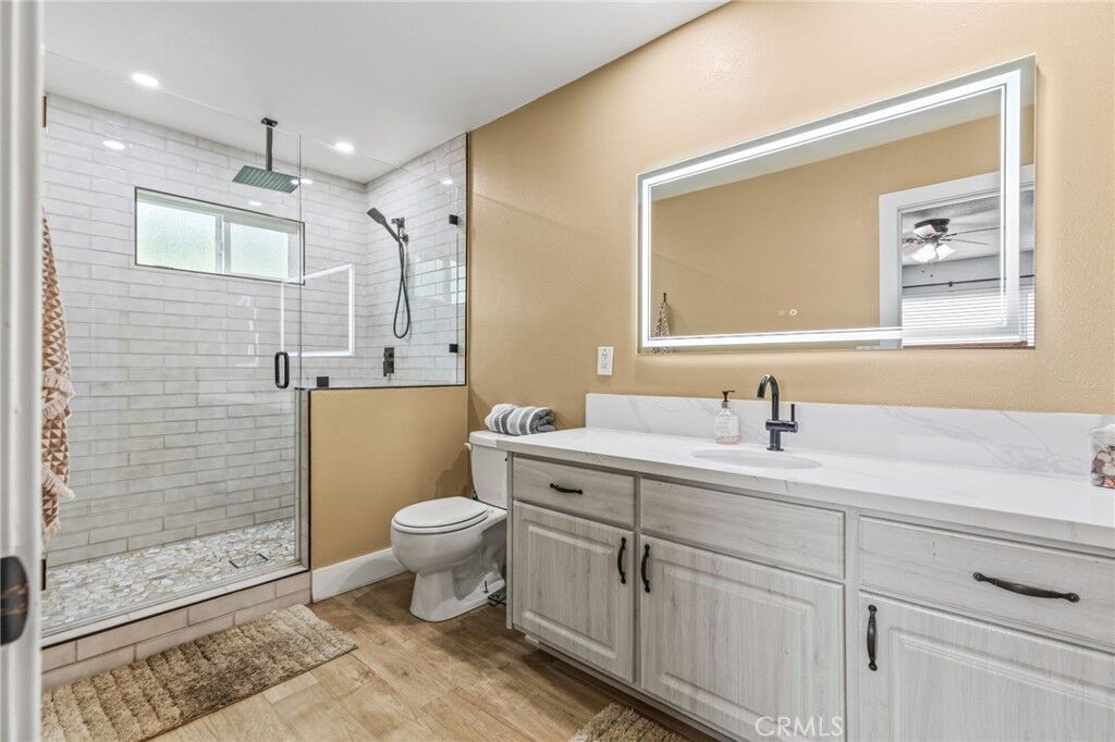 Property Photo: 3998 Bluff CA 92860