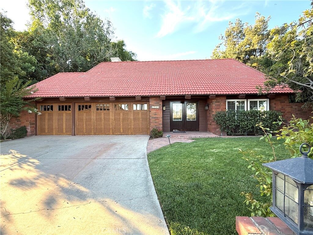 Property Photo:  5717 Shire Court  CA 91701 