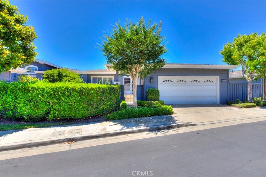 Property Photo: 3741 Geranium CA 92625