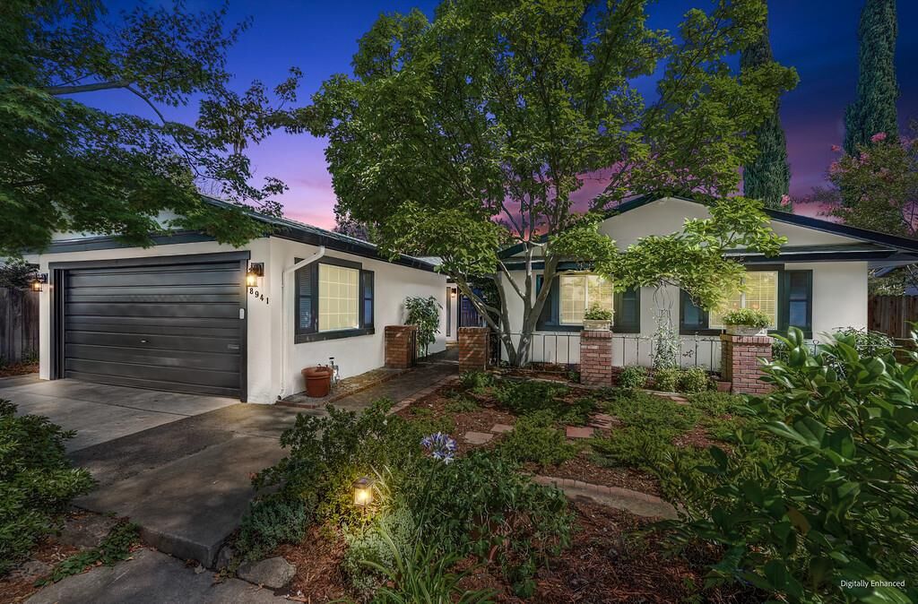 Property Photo:  8941 La Riviera Drive  CA 95826 