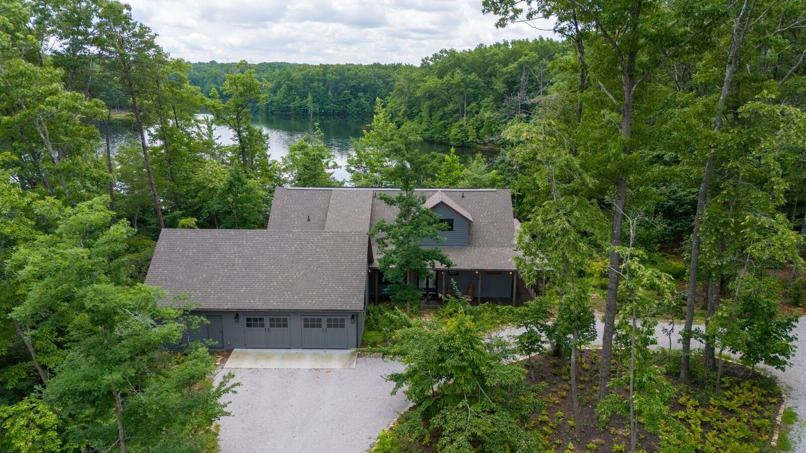 Property Photo:  201 Water View Ln  TN 37356 