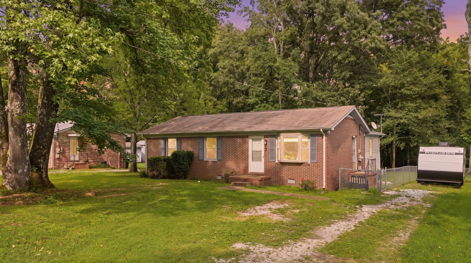 Property Photo:  929 S Franklin St  TN 37388 