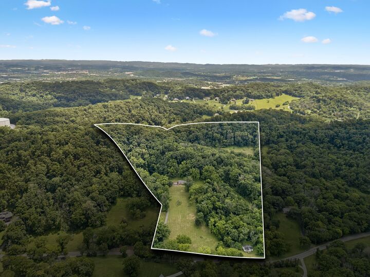 Property Photo:  2268 N Berrys Chapel Rd  TN 37069 