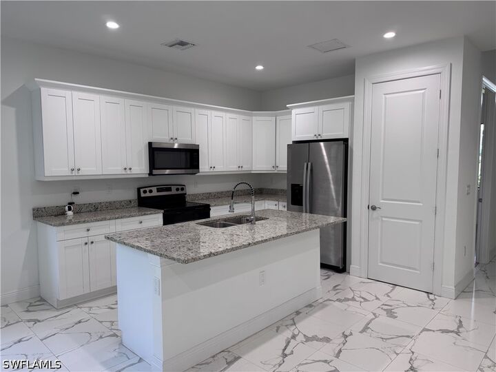 Property Photo:  4266 18th Avenue SE  FL 34117 