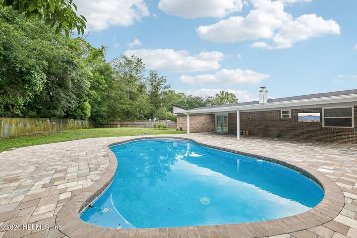 Property Photo:  8199 Cholo Trail  FL 32244 