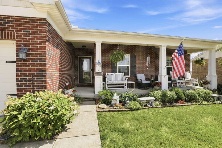 Property Photo:  931 Ally Way  KY 41051 