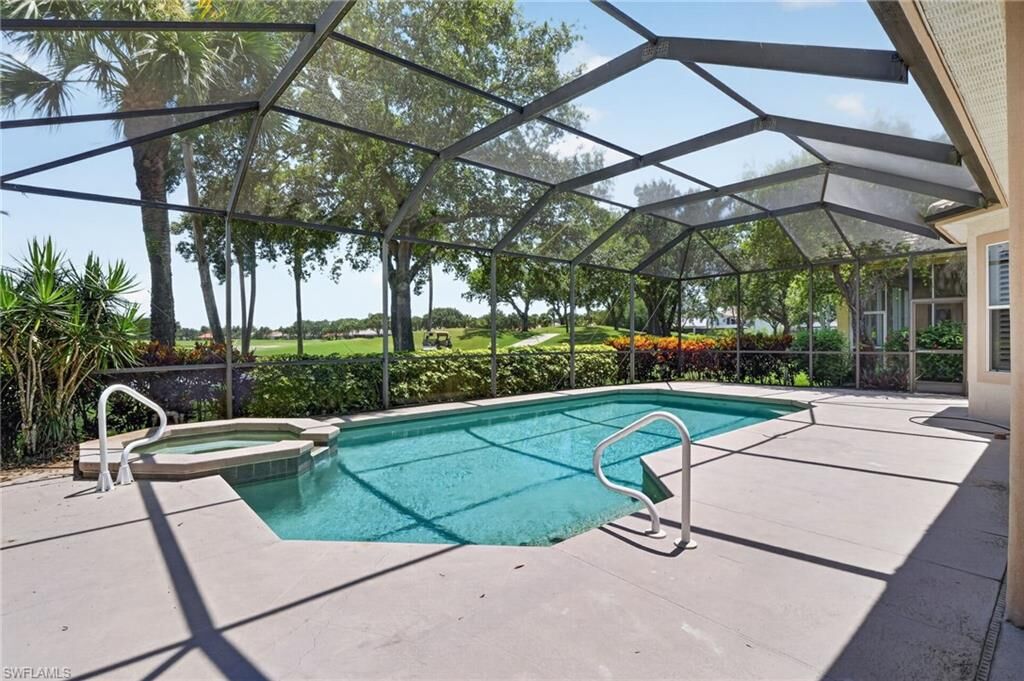 Property Photo:  5278 Kensington High St  FL 34105 