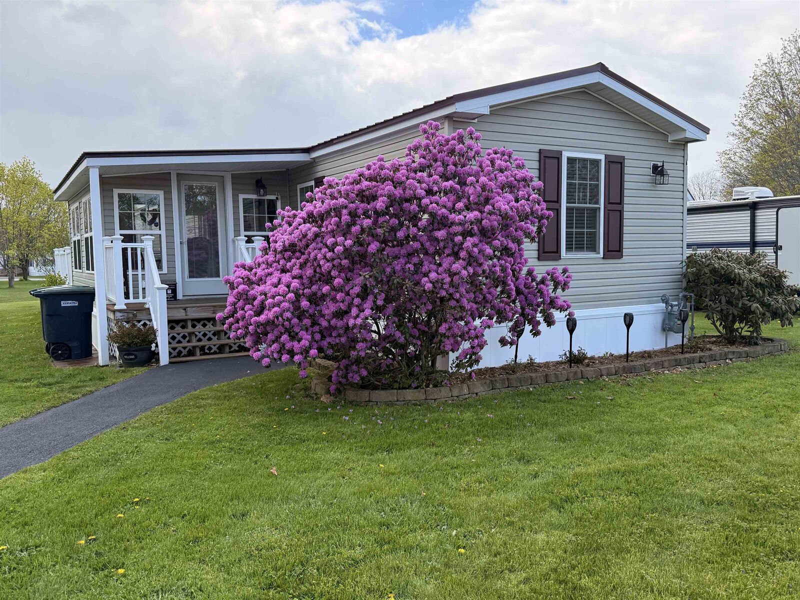 Property Photo:  37 James Circle  VT 05478 