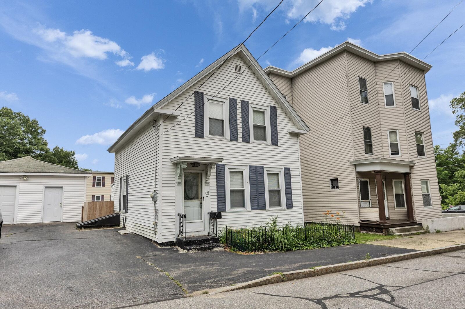 Property Photo:  148 Parker Street  NH 03102 