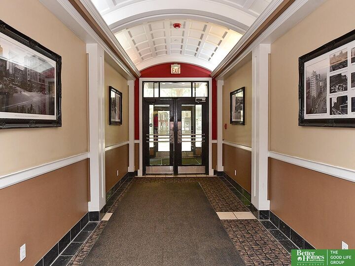 Property Photo: 300 S 16 Street 602 NE 68102