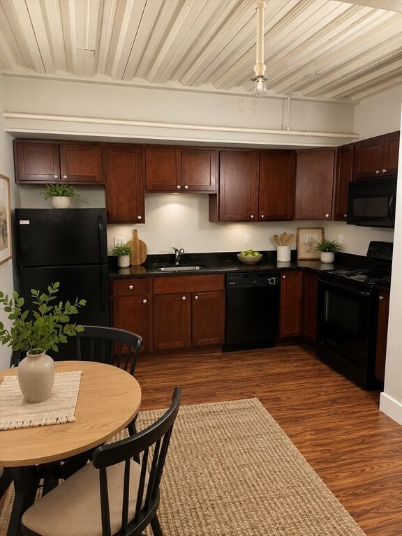 Property Photo: 58 North Avenue 11 MA 01760