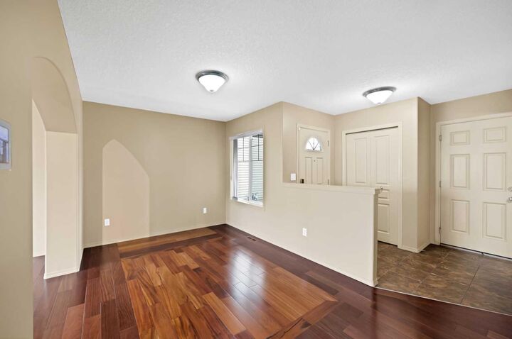 Property Photo: 10 Bridlerange Circle SW AB T2Y 5H4