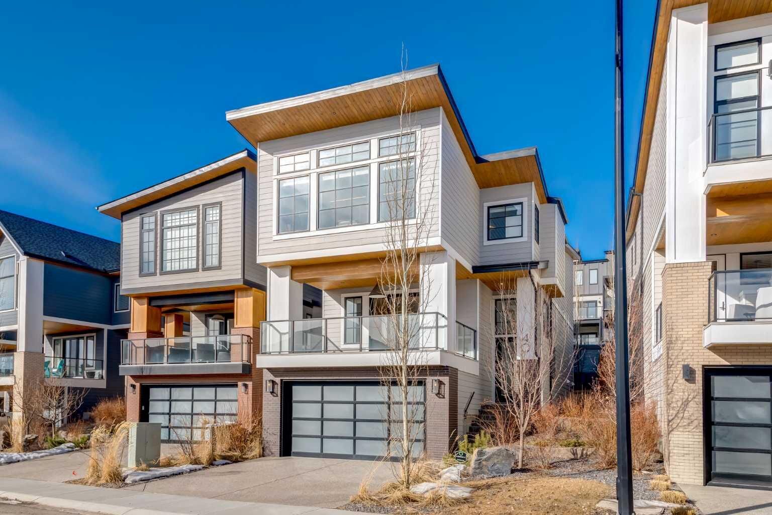 Property Photo:  40 Timberline Way SW  AB T3H 0W3 