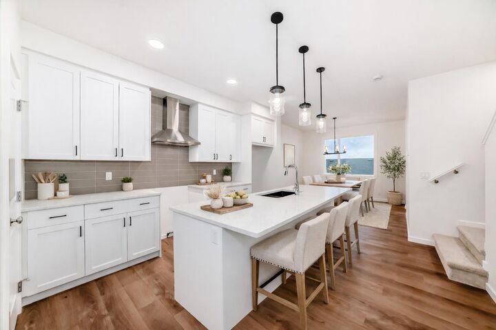 12 Savanna Place NE — photo 1