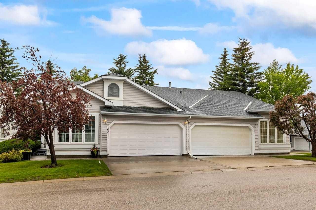 Property Photo:  33 Douglasview Park SE  AB T2Z 2R9 