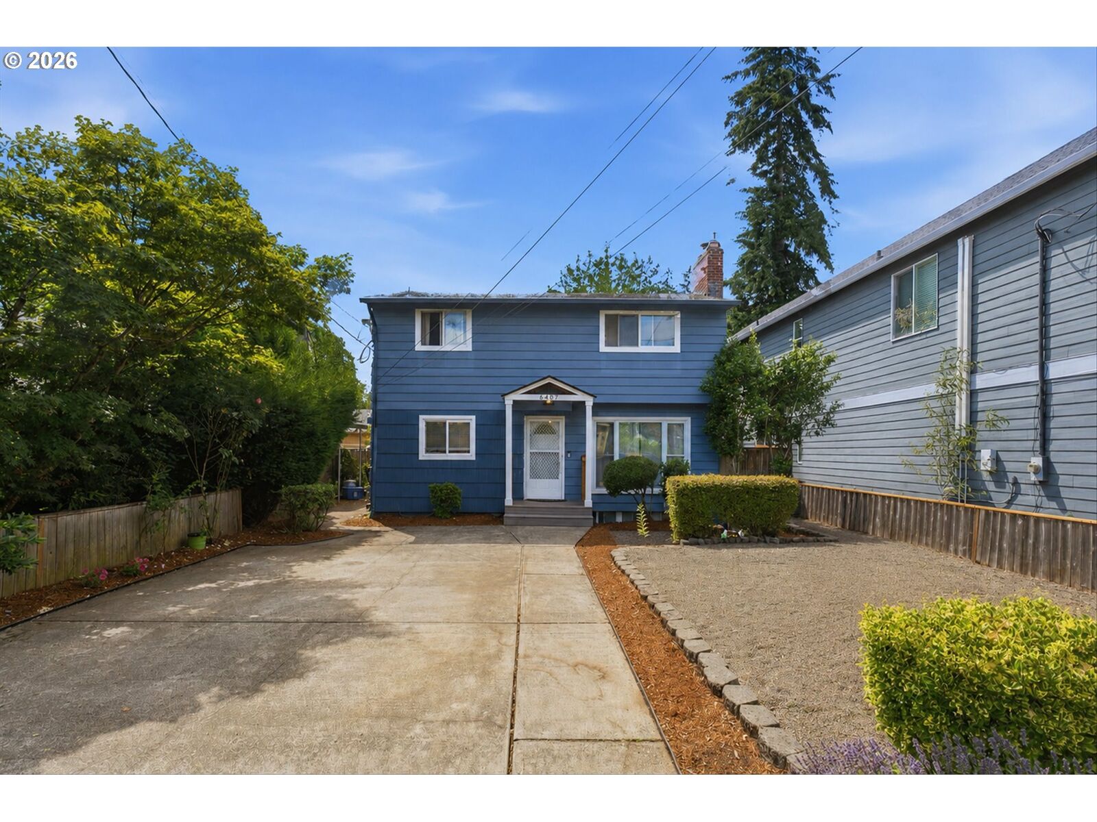 Property Photo: 6407 SE 65th Ave OR 97206