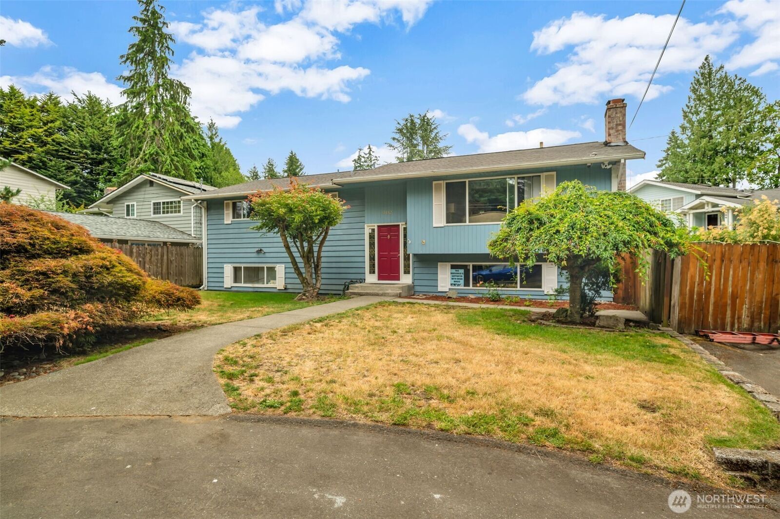 Property Photo:  302 N 188th Street  WA 98133 