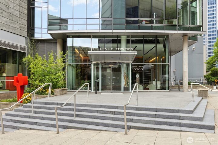 Property Photo:  10700 NE 4th St 434  WA 98004 