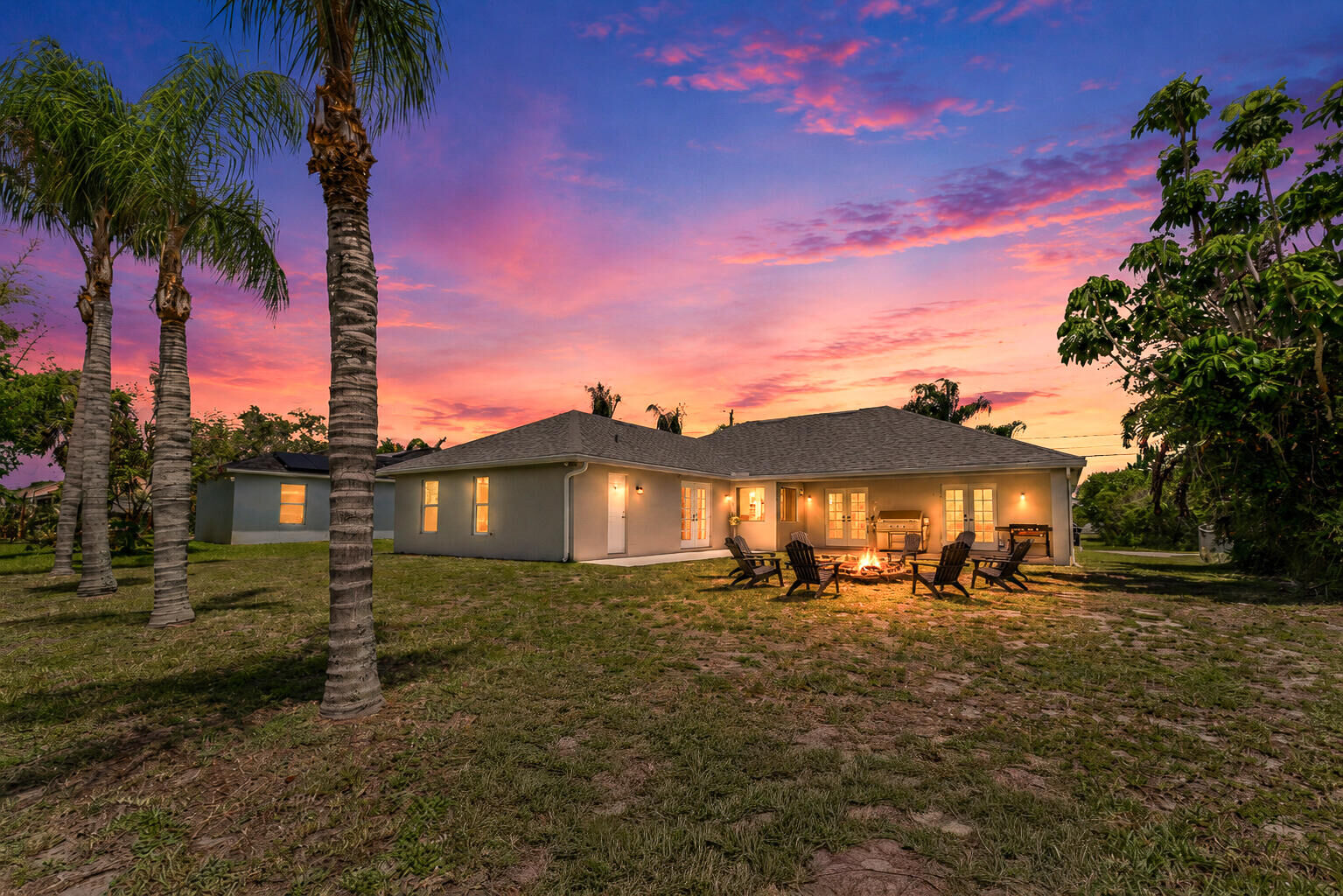 Property Photo:  292 SW Janice Avenue  FL 34953 