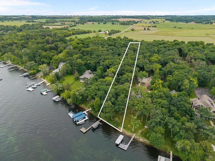 Property Photo: W1534 Sandstone Avenue WI 54941