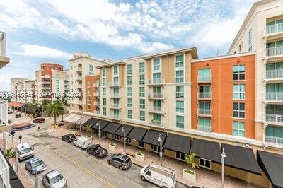 Property Photo: 7285 SW 90th St D409 FL 33156