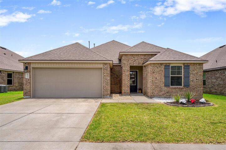 Property Photo:  2210 Michele Court  LA 70607 