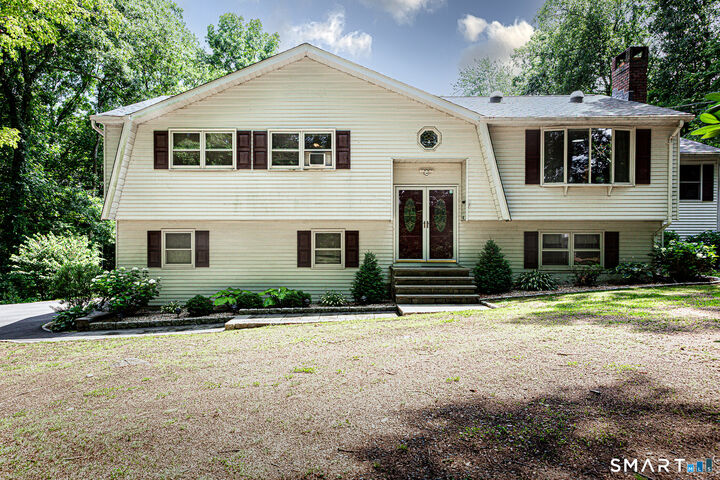 Property Photo:  8 Old Towantic Hill Road  CT 06478 
