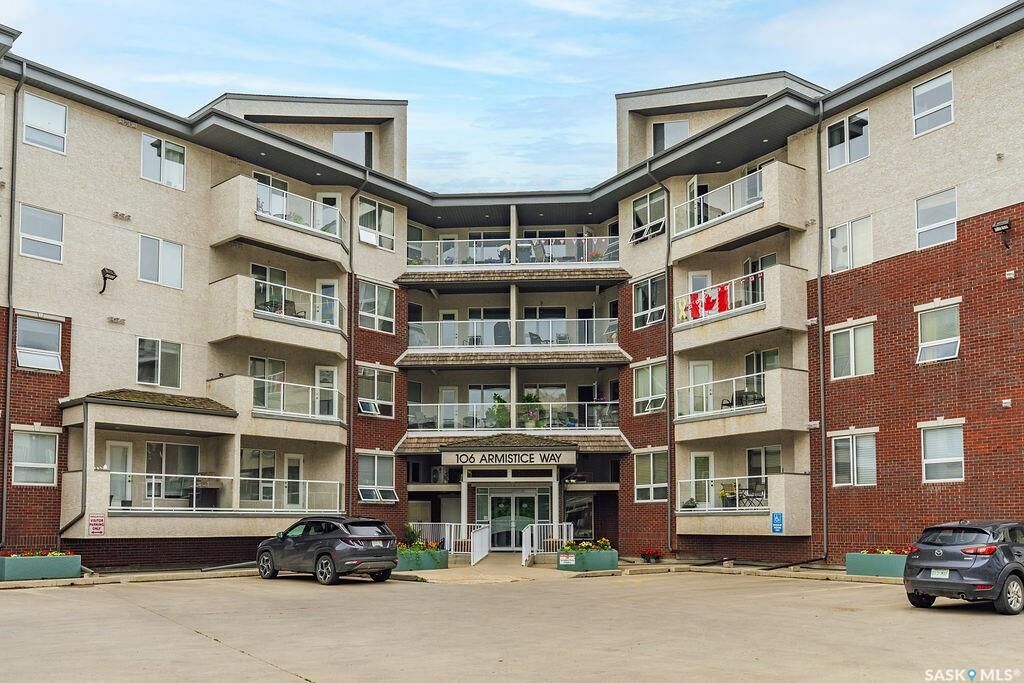 Property Photo: 106 Armistice Way 113 SK S7J 2H4