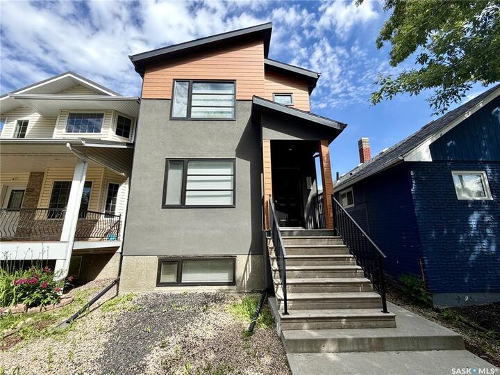 2043 Broder Street — photo 1