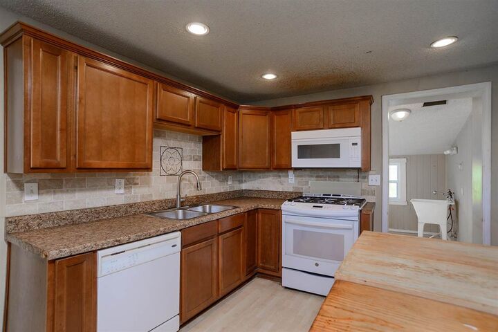 Property Photo:  7609 N Bethel Road  OK 74032 