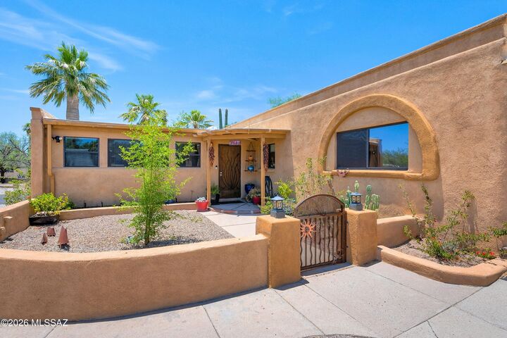 Property Photo: 7411 E Calle Cabo AZ 85750