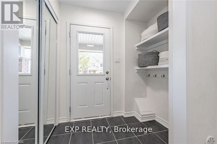 Property Photo: 8 Stratus Street ON N2R 0K6