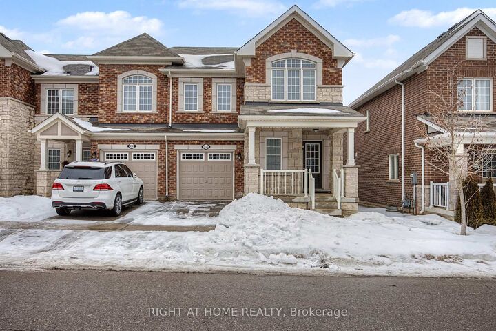 Property Photo:  1235 Mulroney Heights  ON L9E 1G1 